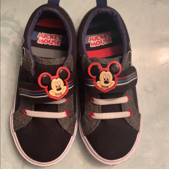 mickey mouse shoes for toddlers